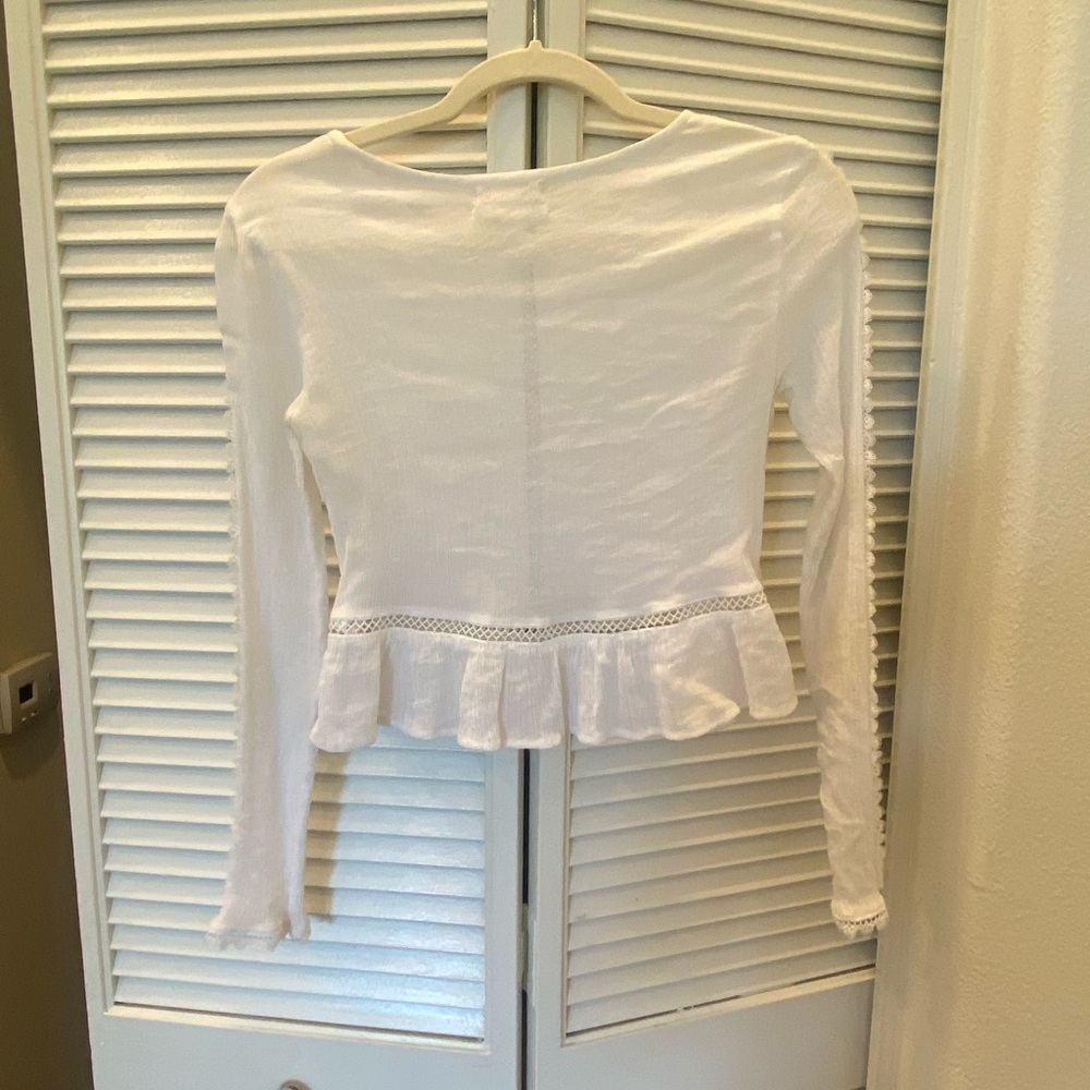 Urban Outfitters White Lace Top Size XS - Picture 12 of 13